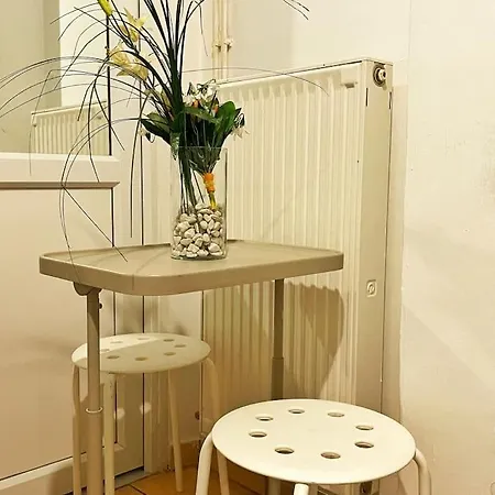 Apartment Budget Flat In The Center Budapest